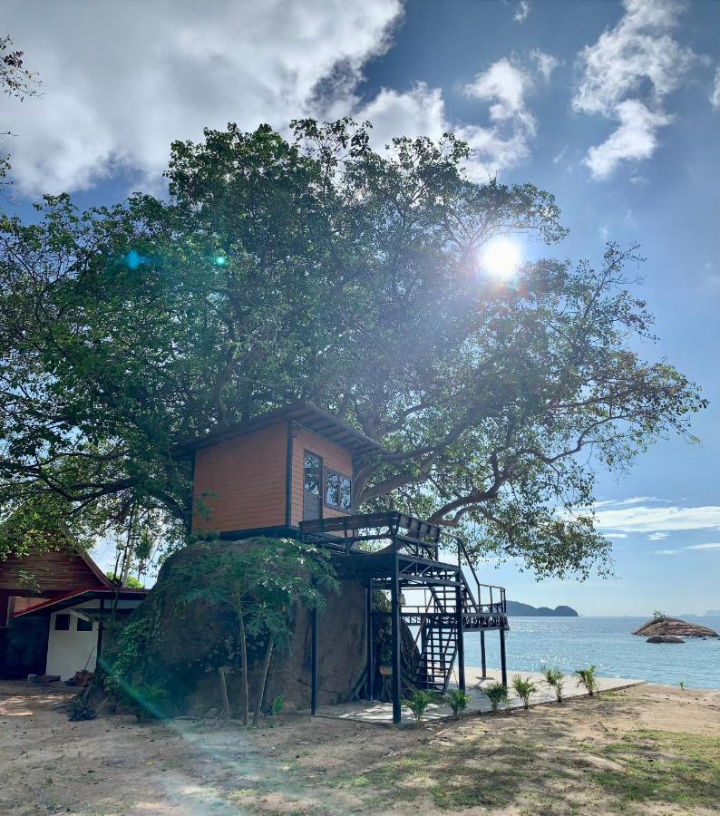 Ocean Vibes Hotel Thongsala Exterior foto