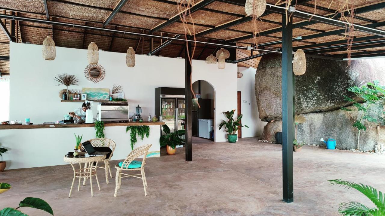 Ocean Vibes Hotel Thongsala Exterior foto