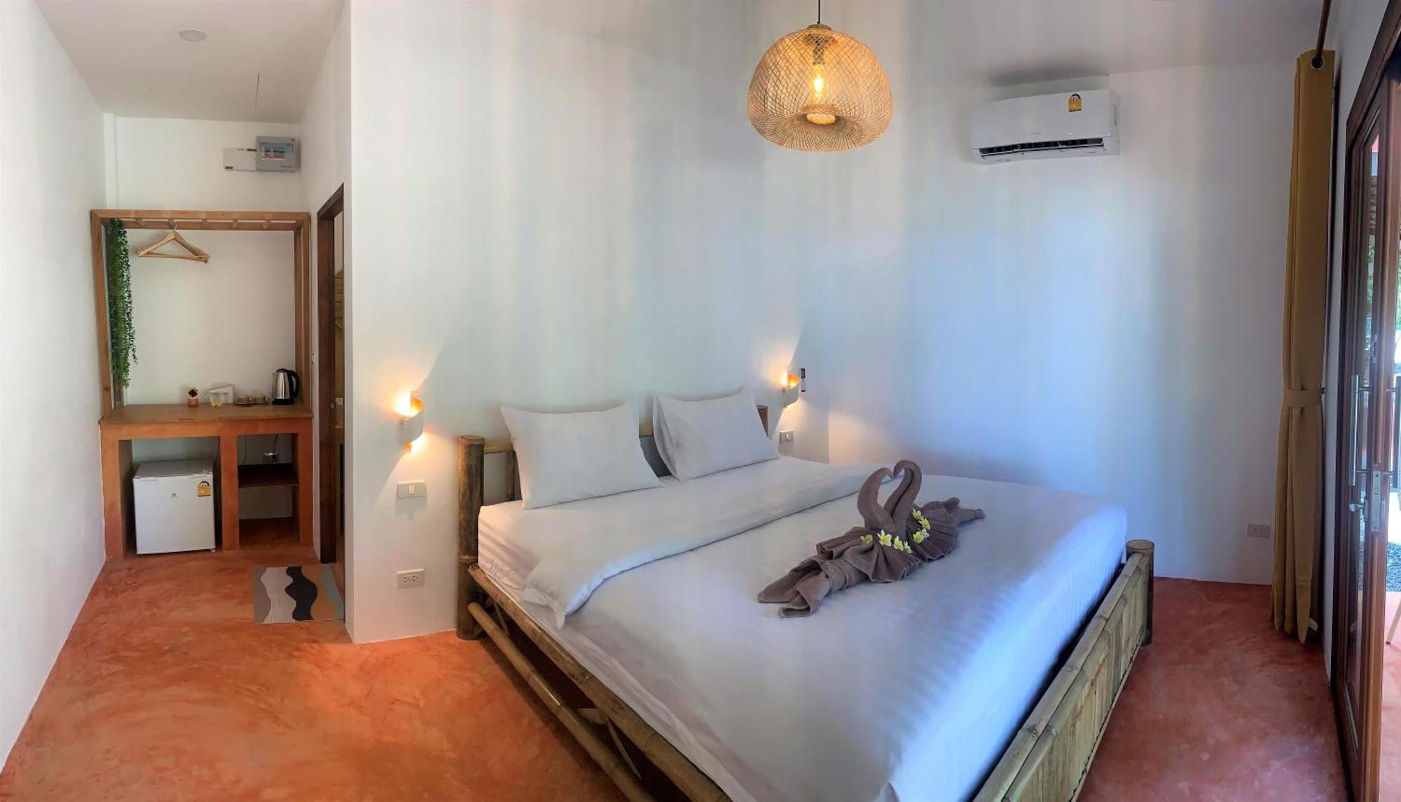 Ocean Vibes Hotel Thongsala Exterior foto